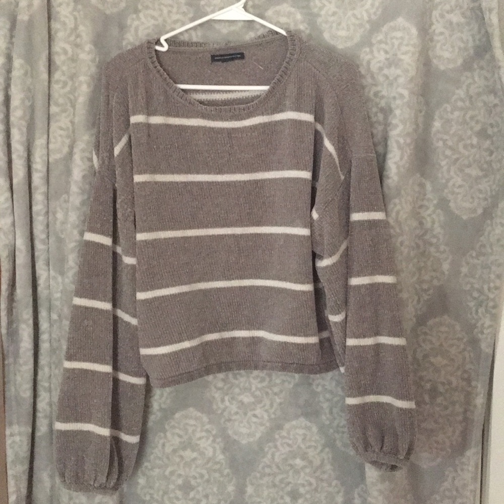 ❣️ American Eagle Striped Crop Sweater